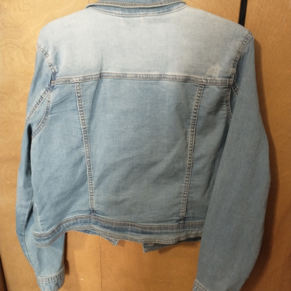 Blue jean jacket - Picture 4 of 4